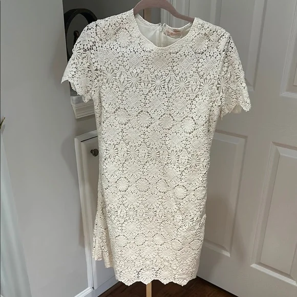 chinese dress ladies Tory Burch Logo Lace Embroidery T-shirt Dress Size: S/P  Jeannettecloset